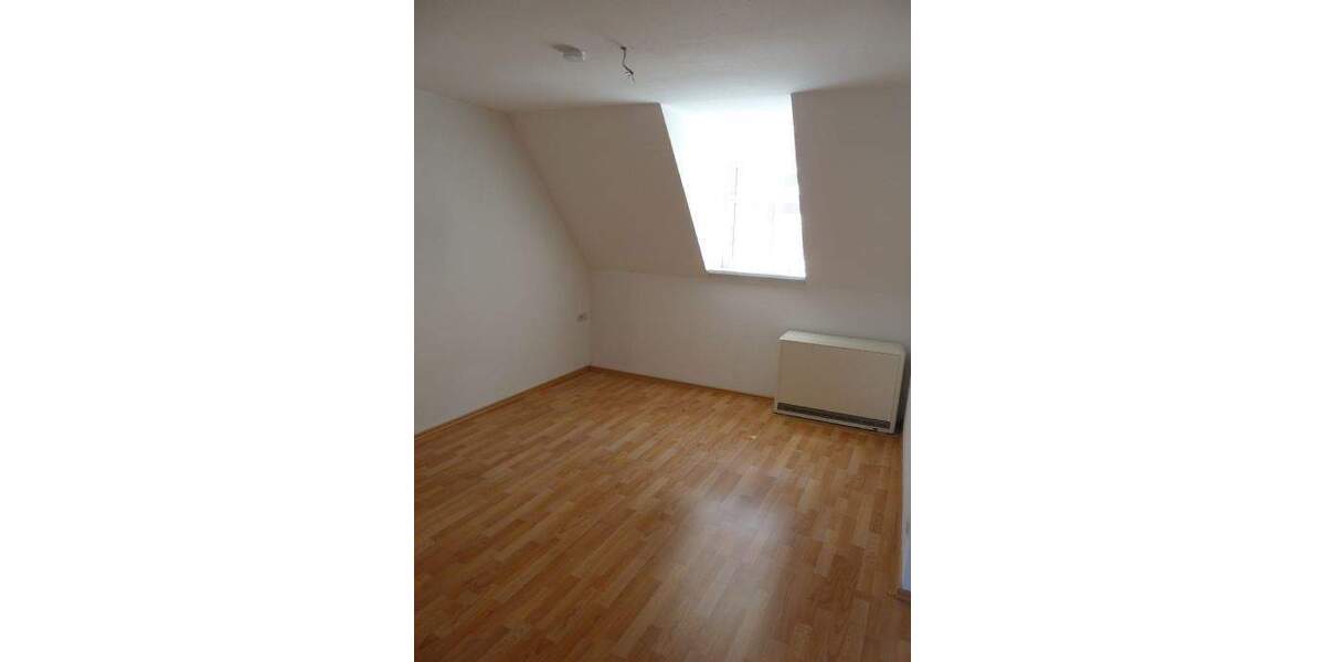 Etagenwohnung Schmölln - 2 Zimmer, 53 m&sup2;, 285&euro; | Angebot:25671831