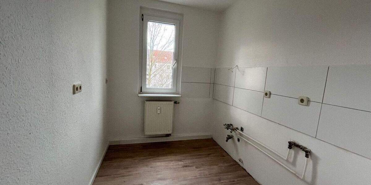 Etagenwohnung Zwickau Marienthal - 3 Zimmer, 60 m&sup2;, 349&euro; | Angebot:25740025