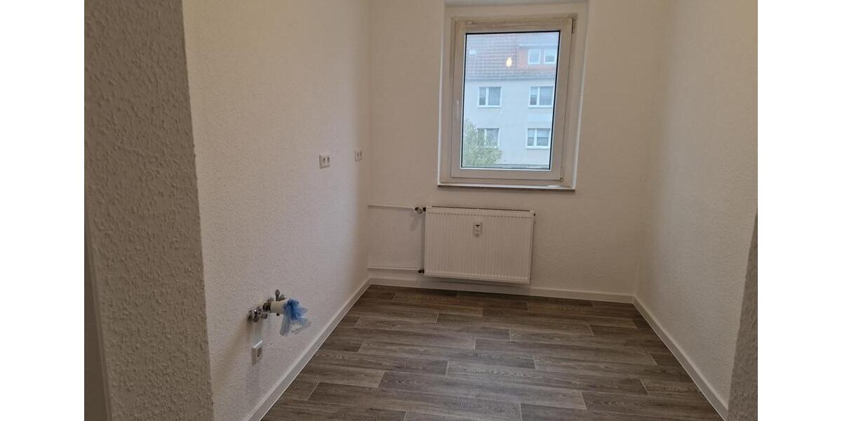 Etagenwohnung Kirchberg - 3 Zimmer, 57 m&sup2;, 450&euro; | Angebot:25310873