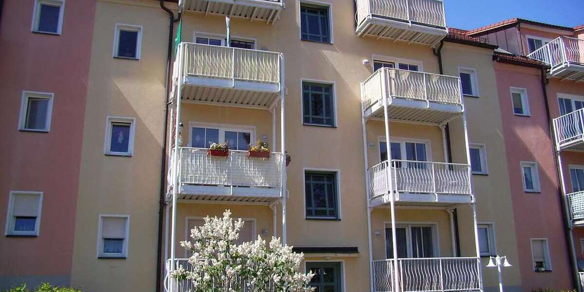 Etagenwohnung Zwickau Marienthal - 2 Zimmer, 43 m&sup2;, 307&euro; | Angebot:26696129