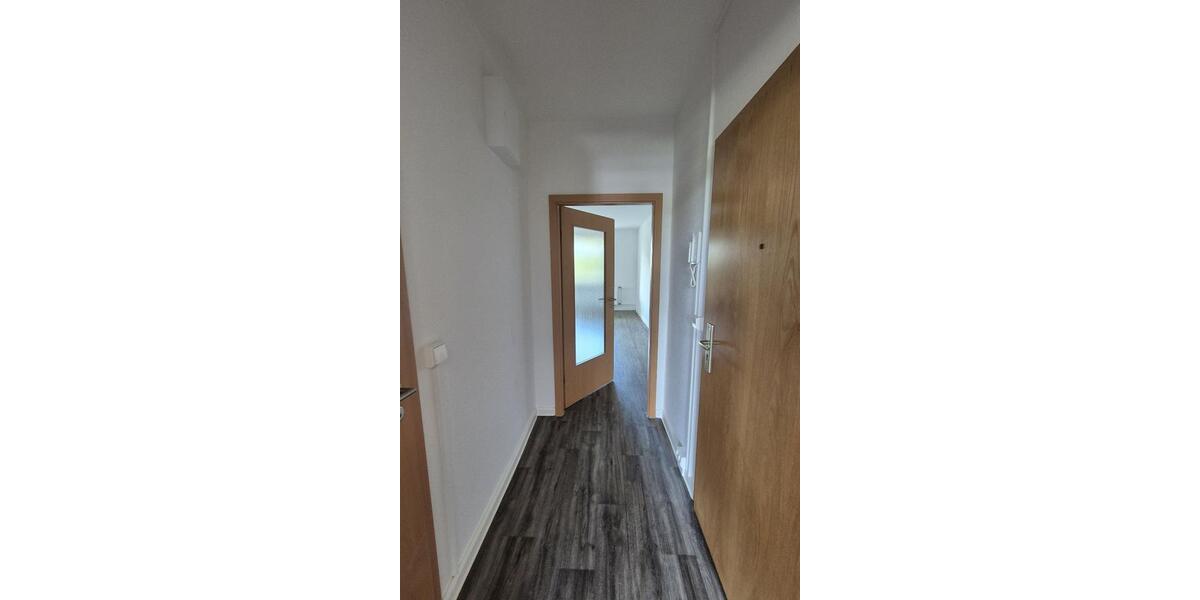 Etagenwohnung Hohenstein-Ernstthal Ernstthal - 3 Zimmer, 56 m&sup2;, 325&euro; | Angebot:25257521