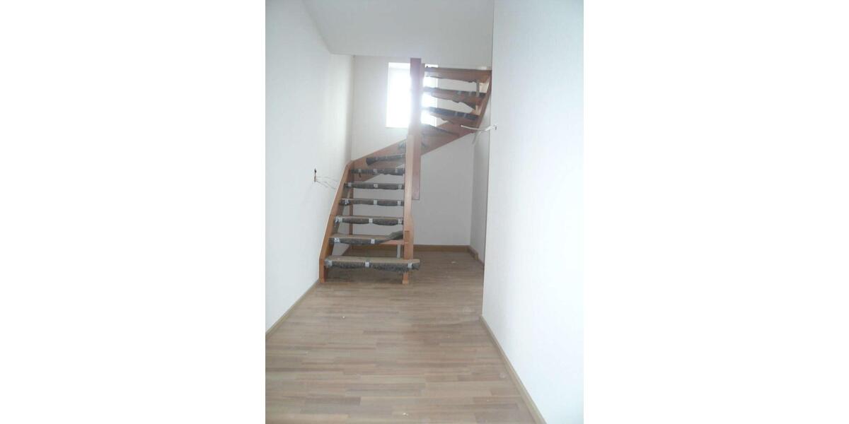 Etagenwohnung Falkenstein/Vogtland Vogtland - 3 Zimmer, 78 m&sup2;, 450&euro; | Angebot:25926313