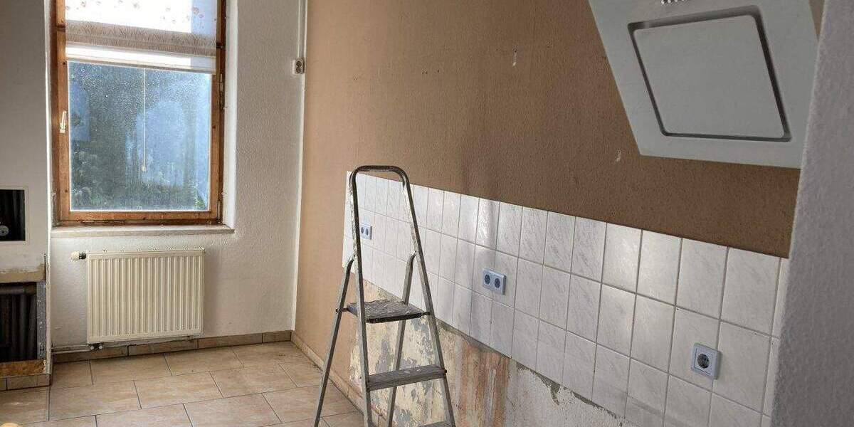 Mehrfamilienhaus, Wohnhaus Heinsdorfergrund Unterheinsdorf - 9 Zimmer, 180 m&sup2;, 50.000&euro; | Angebot:25707394