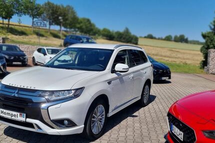 Mitsubishi Outlander 108.500 km 17.990 &euro; Schneeberg 08289