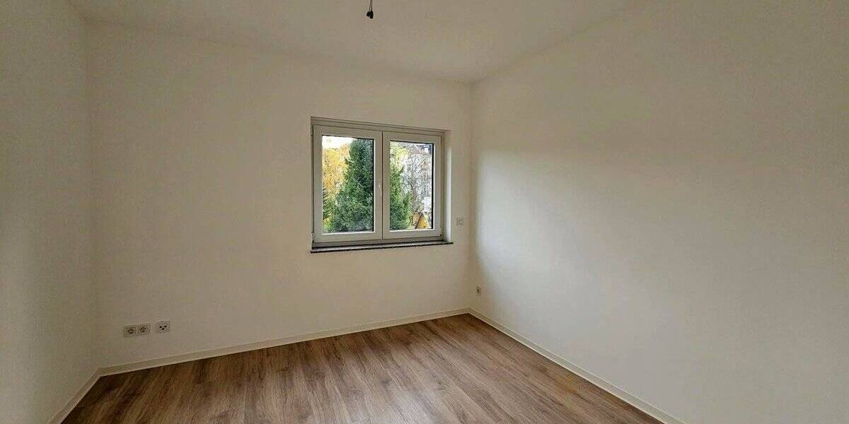 Etagenwohnung Aue-Bad Schlema Bad Schlema - 4 Zimmer, 87 m&sup2;, 249.000&euro; | Angebot:25688137