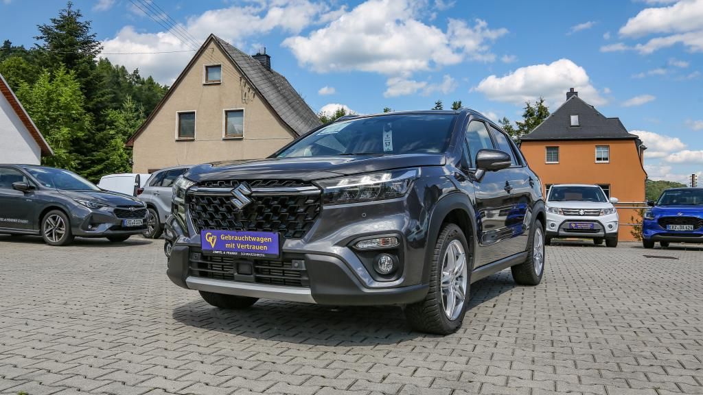 Suzuki (SX4) S-Cross 22.500 km 20.800 &euro; Schneeberg 08289