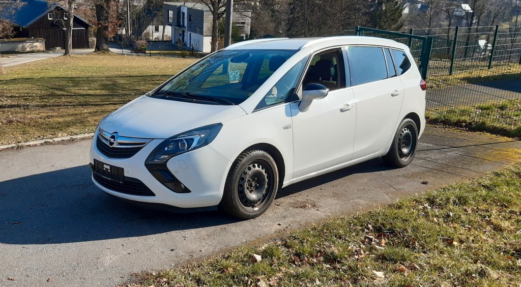 Opel Zafira Tourer 208.000 km 5.950 &euro; Zwönitz 08297
