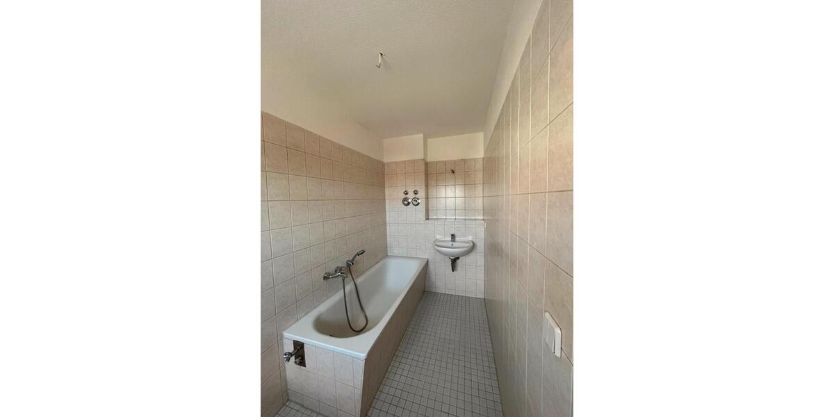 Etagenwohnung Reichenbach im Vogtland - 2 Zimmer, 51 m&sup2;, 199&euro; | Angebot:8815594