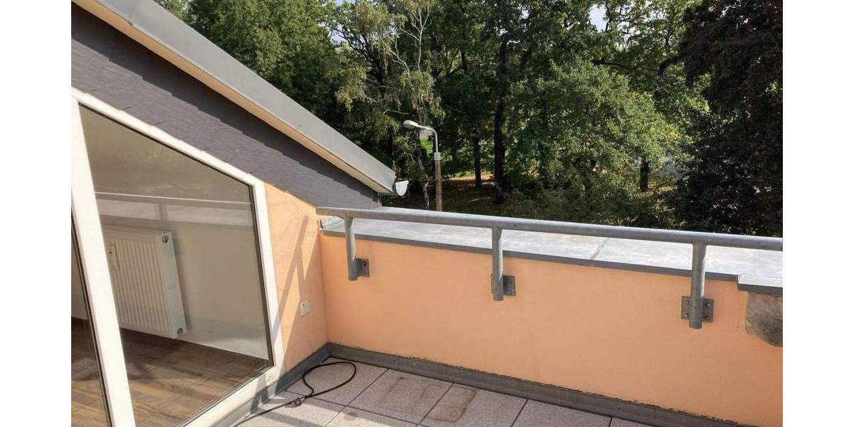 Etagenwohnung Zwickau Innenstadt - 3 Zimmer, 77 m&sup2;, 105.000&euro; | Angebot:25707420