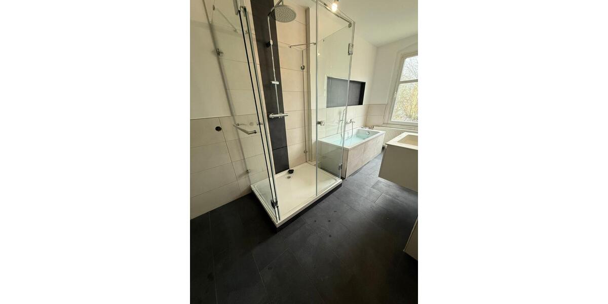 Etagenwohnung Greiz - 5 Zimmer, 132 m&sup2;, 792&euro; | Angebot:23531168