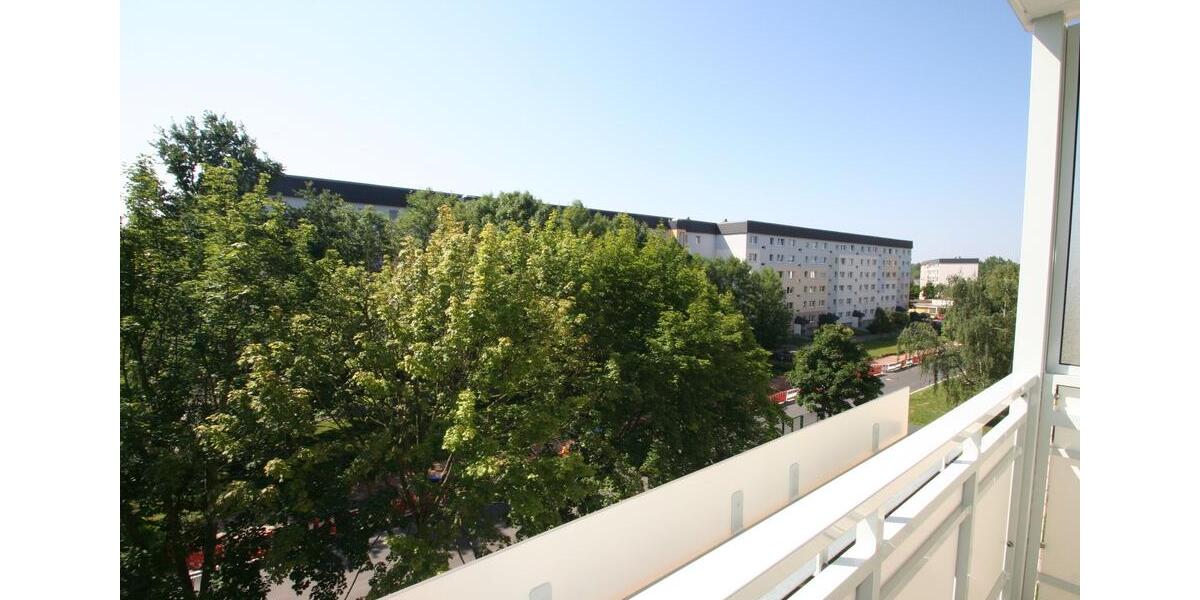 Etagenwohnung Oberlungwitz - 3 Zimmer, 57 m&sup2;, 352&euro; | Angebot:24662160