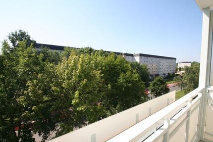 Wohnung Oberlungwitz - 3 Zimmer, 57 m&sup2;, 352&euro; | Angebot:24662160