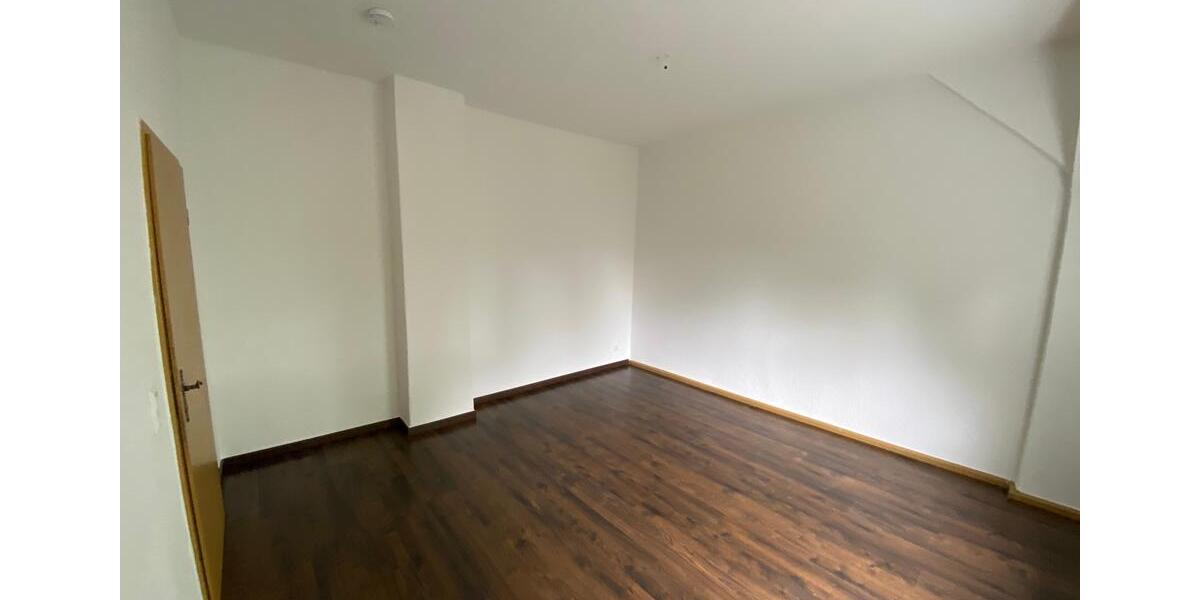 Etagenwohnung Reichenbach im Vogtland Obermylau - 3 Zimmer, 75 m&sup2;, 324&euro; | Angebot:16554622