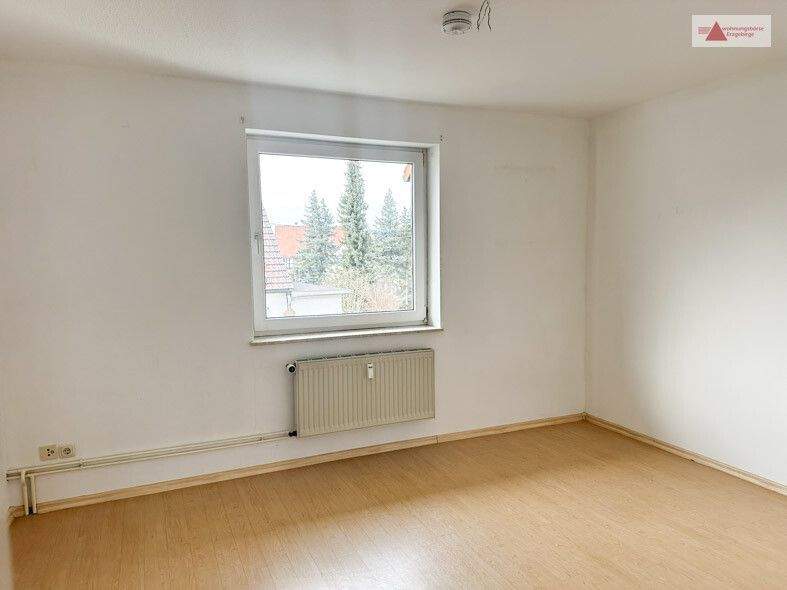 Etagenwohnung Glauchau / Niederlungwitz Niederlungwitz - 3 Zimmer, 88 m&sup2;, 748&euro; | Angebot:25688304