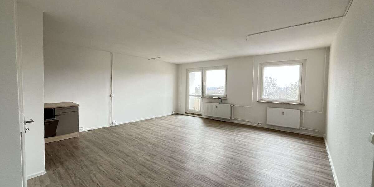 Etagenwohnung Zwickau Neuplanitz - 6 Zimmer, 126 m&sup2;, 799&euro; | Angebot:25908537