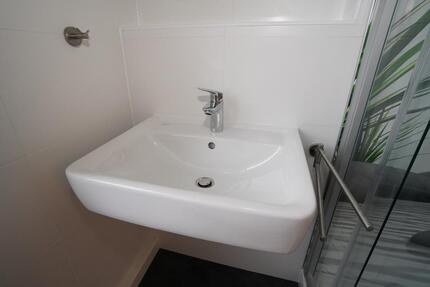 Wohnung Ellefeld - 2 Zimmer, 64 m&sup2;, 390&euro; | Angebot:25513591