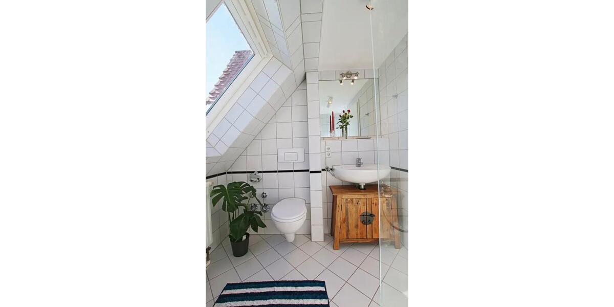 Dachgeschoßwohnung Zwickau Zwickau-Nord - 2 Zimmer, 46 m&sup2;, 390&euro; | Angebot:26305391