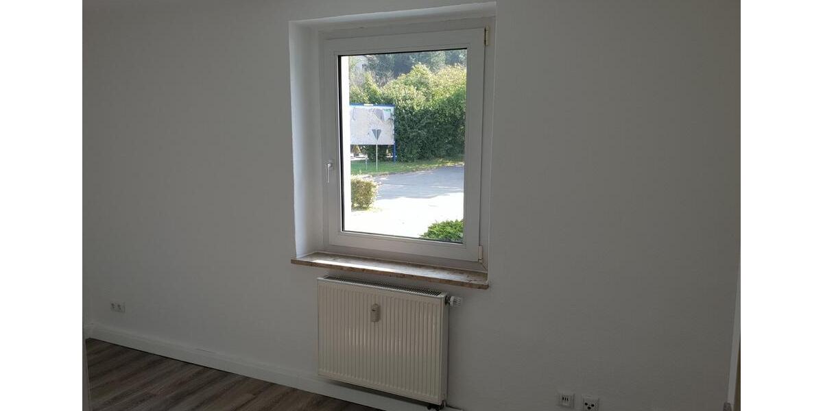 Hochparterre Gößnitz - 3 Zimmer, 58 m&sup2;, 319&euro; | Angebot:23511641