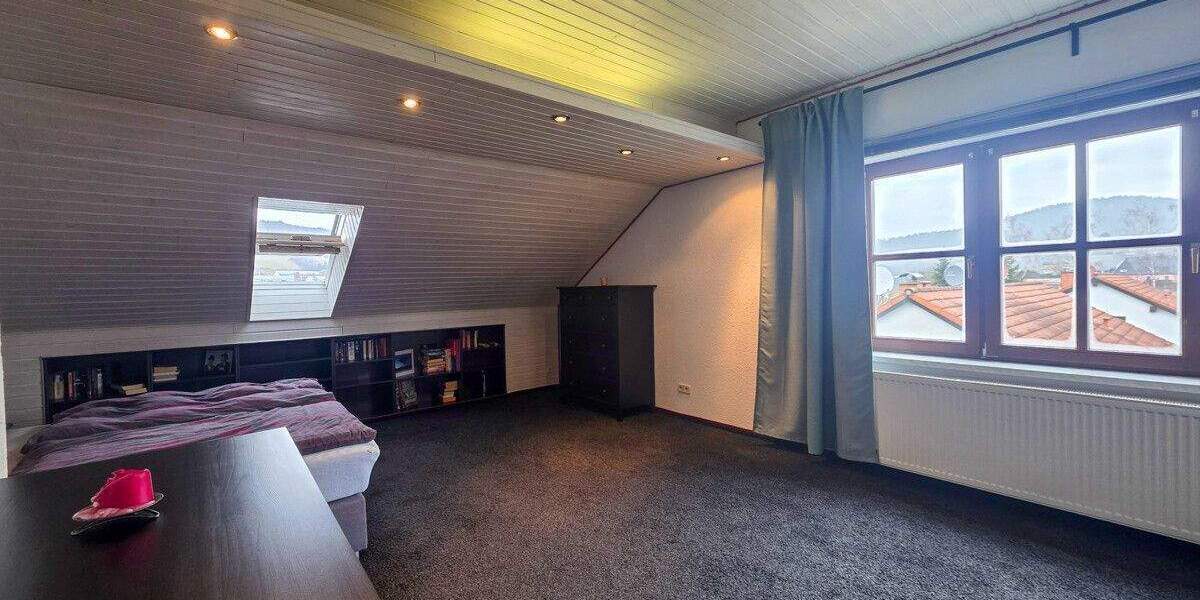 Reihenendhaus Aue-Bad Schlema Schlema - 6 Zimmer, 160 m&sup2;, 270.000&euro; | Angebot:25688337