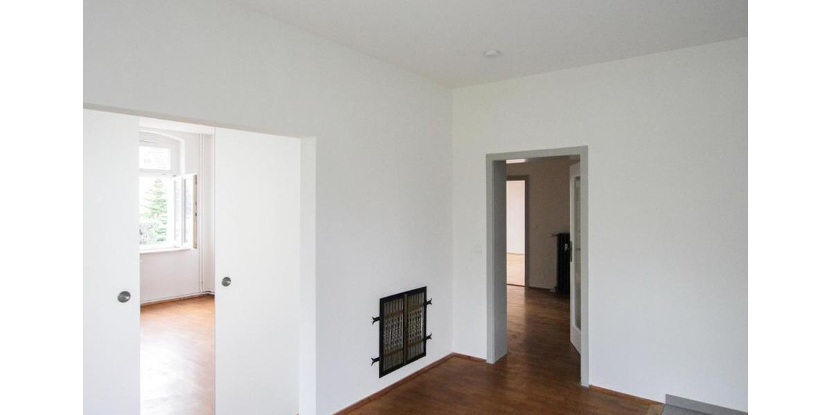 Hochparterre Hohenstein-Ernstthal Ernstthal - 3 Zimmer, 109 m&sup2;, 625&euro; | Angebot:25937062