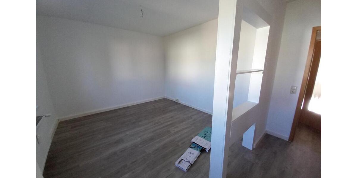 Etagenwohnung Gößnitz - 2 Zimmer, 48 m&sup2;, 288&euro; | Angebot:26084164