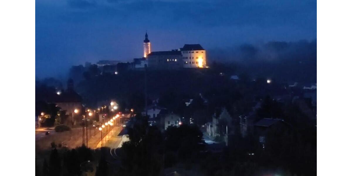 Etagenwohnung Greiz - 4 Zimmer, 105 m&sup2;, 600&euro; | Angebot:24757298