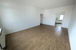 Etagenwohnung Meerane - 3 Zimmer, 85 m&sup2;, 400&euro; | Angebot:25945656