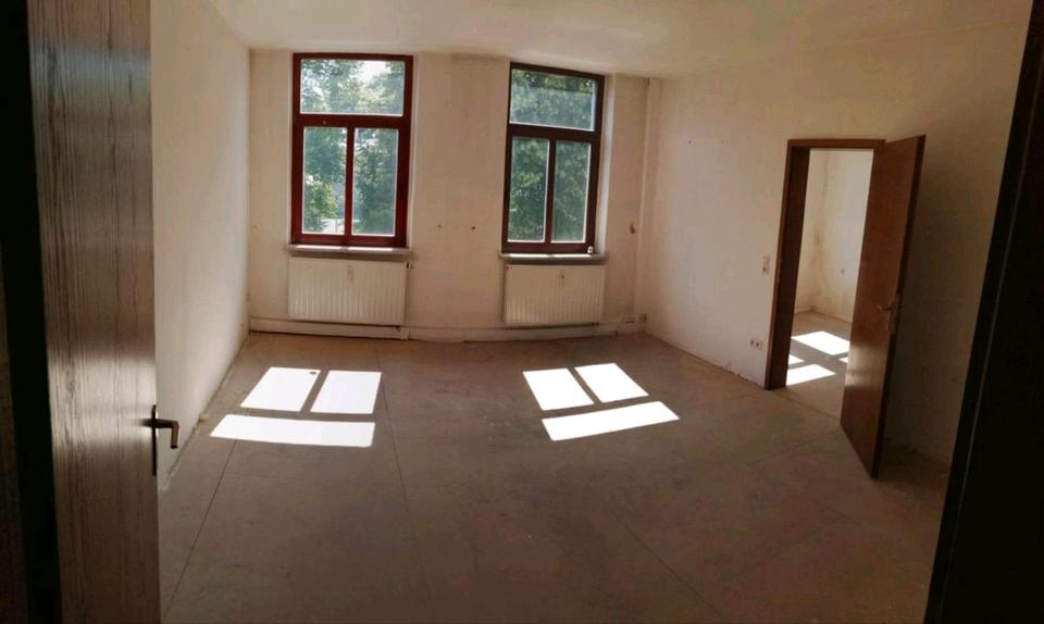 Etagenwohnung Treuen - 3 Zimmer, 83 m&sup2;, 32.500&euro; | Angebot:23229537