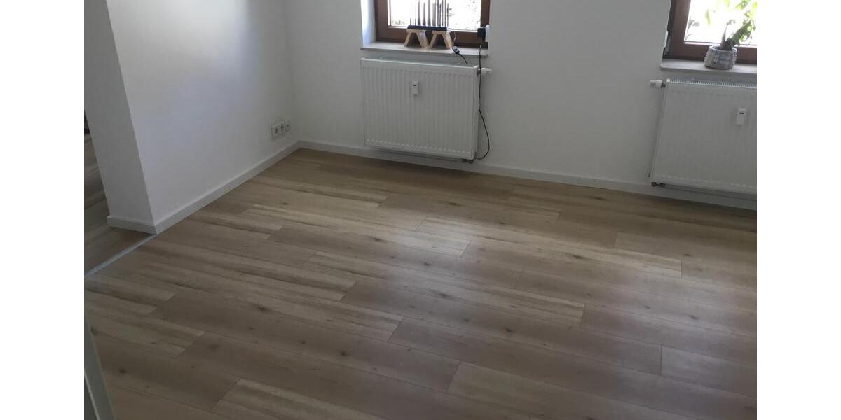 Dachgeschoßwohnung Zwickau Cainsdorf - 4 Zimmer, 53 m&sup2;, 510&euro; | Angebot:26629615
