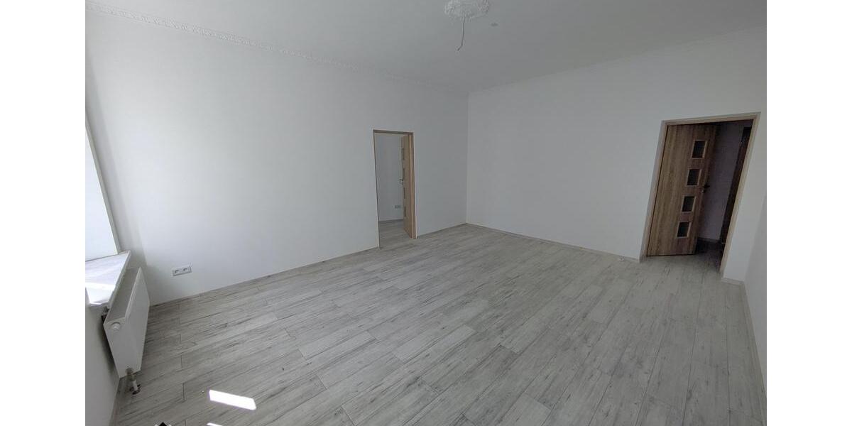 Etagenwohnung Werdau - 3 Zimmer, 68 m&sup2;, 510&euro; | Angebot:26681000