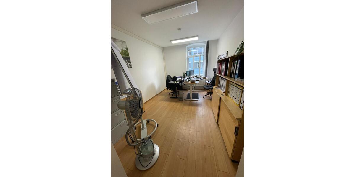 Etagenwohnung Zwickau - 1 Zimmer, 22 m&sup2;, 200&euro; | Angebot:22786320