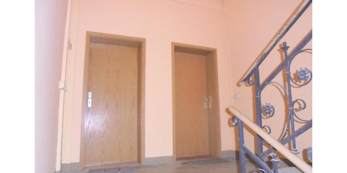 Etagenwohnung Lichtenstein (Sachsen) - 2 Zimmer, 40 m&sup2;, 210&euro; | Angebot:25889899