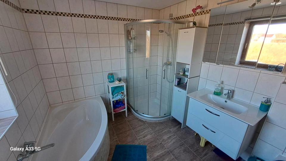 Etagenwohnung Waldenburg - 3 Zimmer, 71 m&sup2;, 620&euro; | Angebot:25308480