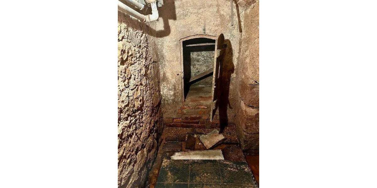 Mehrfamilienhaus, Wohnhaus Lengenfeld Irfersgrün - 6 Zimmer, 205 m&sup2;, 175.000&euro; | Angebot:25662108