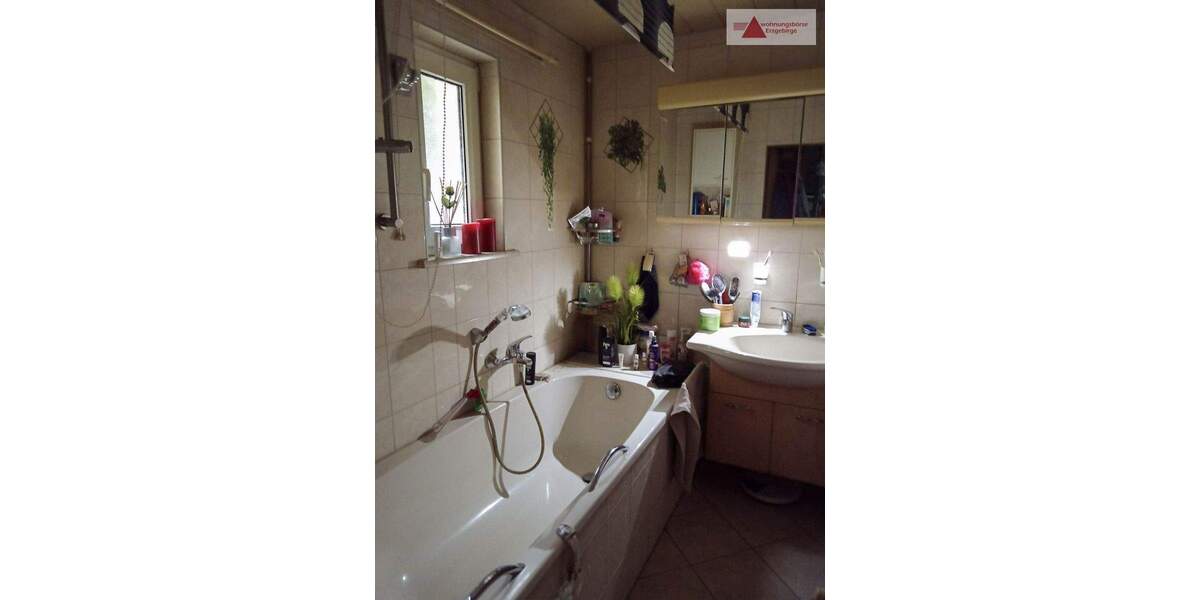 Einfamilienhaus Reinsdorf - 3 Zimmer, 95 m&sup2;, 179.000&euro; | Angebot:25899004