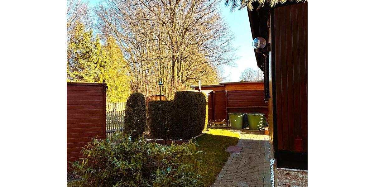 Bungalow Fraureuth - 2 Zimmer, 50 m&sup2;, 60.000&euro; | Angebot:26031905