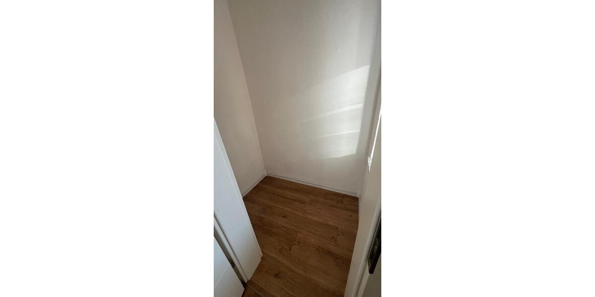 Hochparterre Zwickau - 3 Zimmer, 68 m&sup2;, 510&euro; | Angebot:24626556
