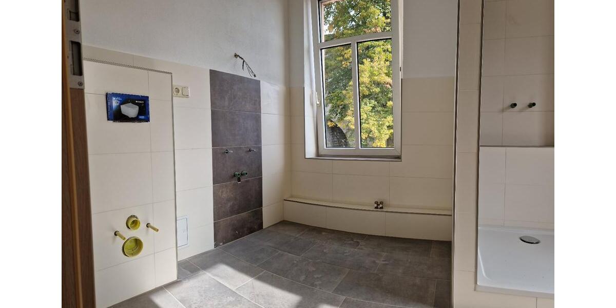Etagenwohnung Limbach-Oberfrohna Oberfrohna - 5 Zimmer, 139 m&sup2;, 810&euro; | Angebot:26675798