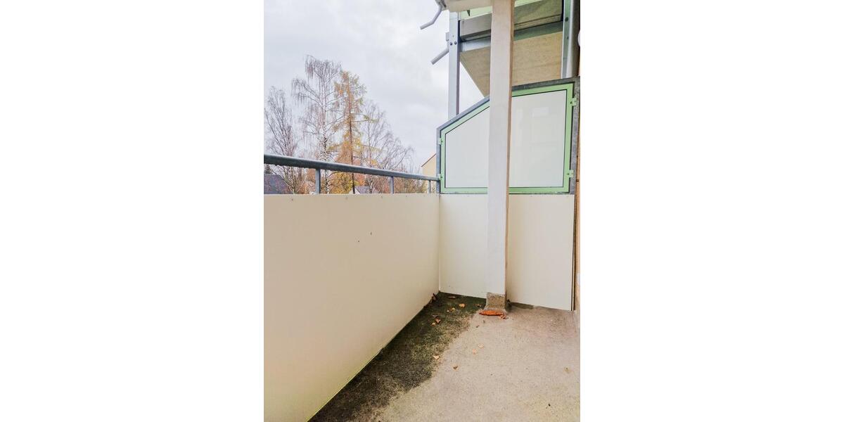 Etagenwohnung Glauchau - 3 Zimmer, 60 m&sup2;, 340&euro; | Angebot:23807496