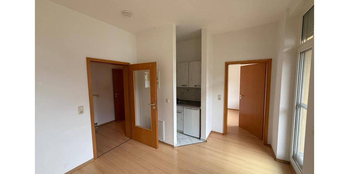 Etagenwohnung Greiz - 2 Zimmer, 31 m&sup2;, 235&euro; | Angebot:23330981