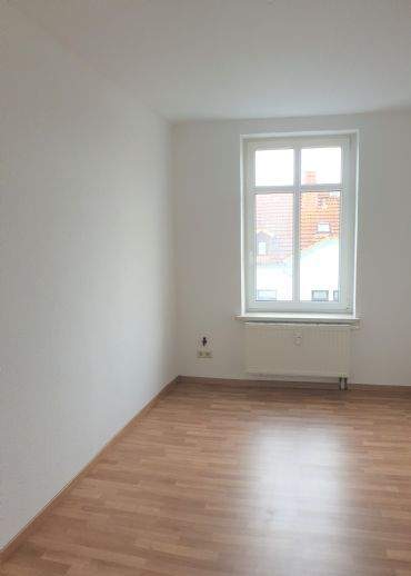 Etagenwohnung Zwickau Pöhlau - 3 Zimmer, 75 m&sup2;, 380&euro; | Angebot:26389544