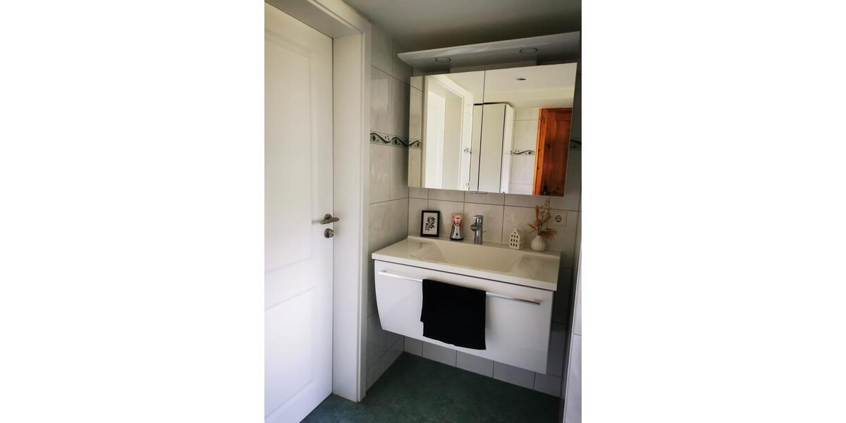 Einfamilienhaus Hohenstein-Ernstthal Ernstthal - 6 Zimmer, 180 m&sup2;, 270.000&euro; | Angebot:24920899