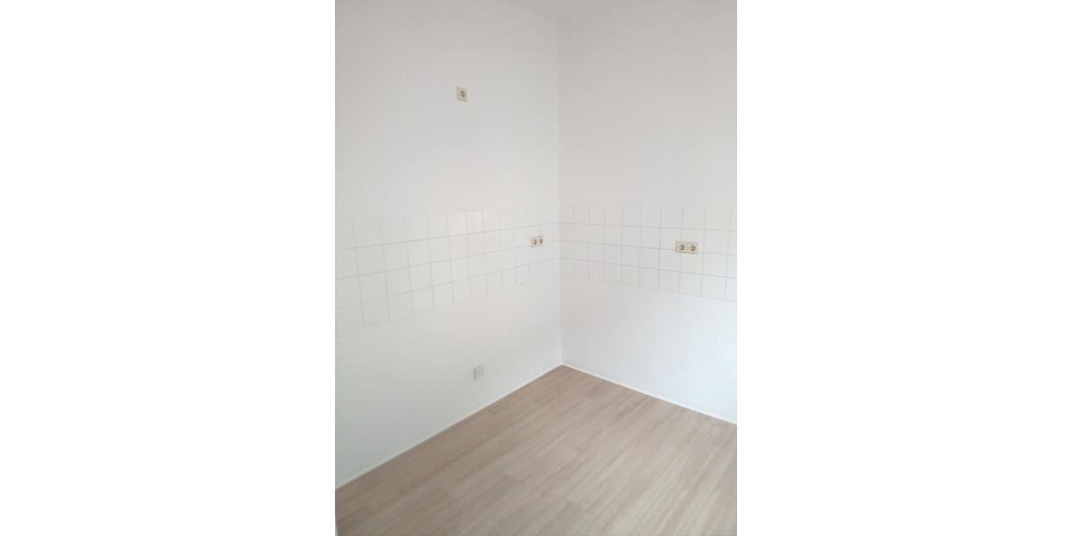 Etagenwohnung Elsterberg - 2 Zimmer, 60 m&sup2;, 280&euro; | Angebot:13481640