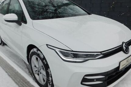 VW Golf 8.859 km 28.955 &euro; Zwickau 08058