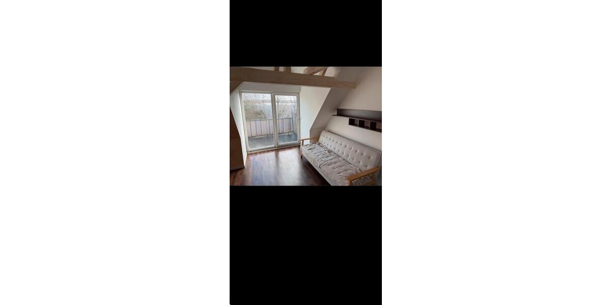 Dachgeschoßwohnung Zwickau Zwickau-Nord - 2 Zimmer, 45 m&sup2;, 390&euro; | Angebot:26091356