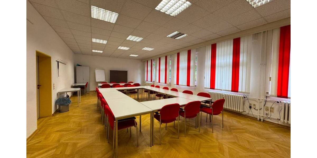Gewerbeobjekt Zwickau Pölbitz - 385&euro; | Angebot:26809249