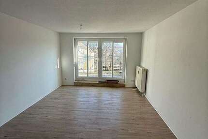 Wohnung Limbach-Oberfrohna Oberfrohna - 2 Zimmer, 60 m&sup2;, 350&euro; | Angebot:22186789