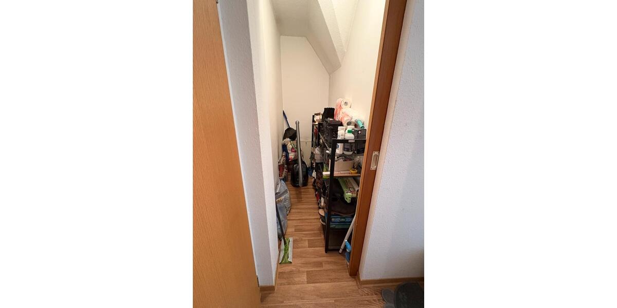 Dachgeschoßwohnung Waldenburg - 2 Zimmer, 60 m&sup2;, 295&euro; | Angebot:25830318