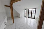 Dachgeschoßwohnung Zwickau - 4 Zimmer, 95 m&sup2;, 620&euro; | Angebot:26681040