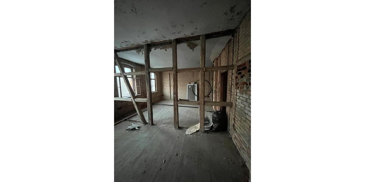 Mehrfamilienhaus, Wohnhaus Crimmitschau - 15 Zimmer, 180 m&sup2;, 32.000&euro; | Angebot:24521083